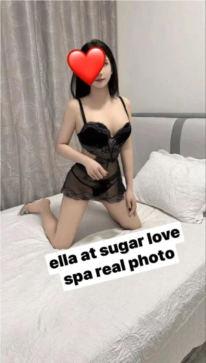 Ella2.webp