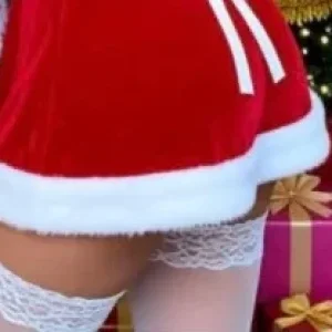 Beautiful sensual Samira